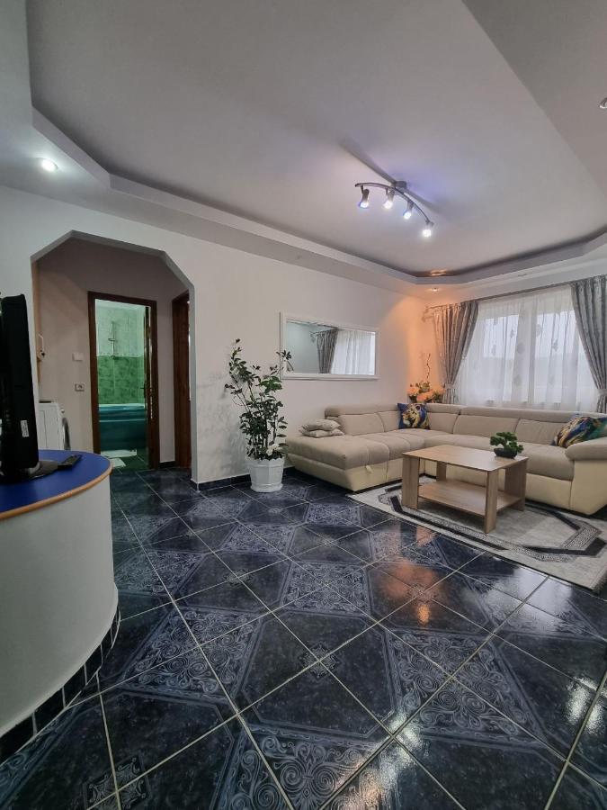 Emily Residence Curtea de Argeş Extérieur photo
